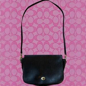 Coach Black Leather Shoulder Bag